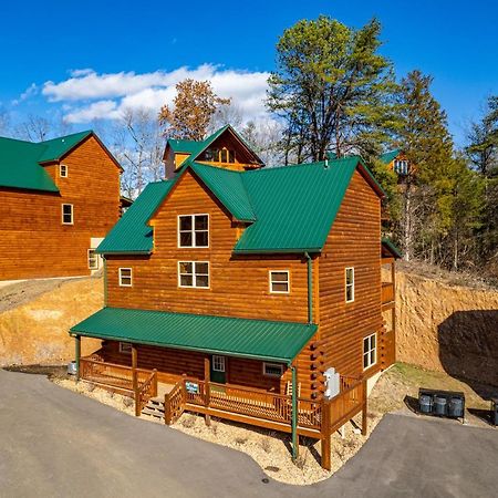 5Bd5B Escape Cabin With 2 Hottubs, Thtr &Game Rm,1Mi To The Parkway! 4Mi To Dollywood - Spring Deal ピジョンフォージ エクステリア 写真