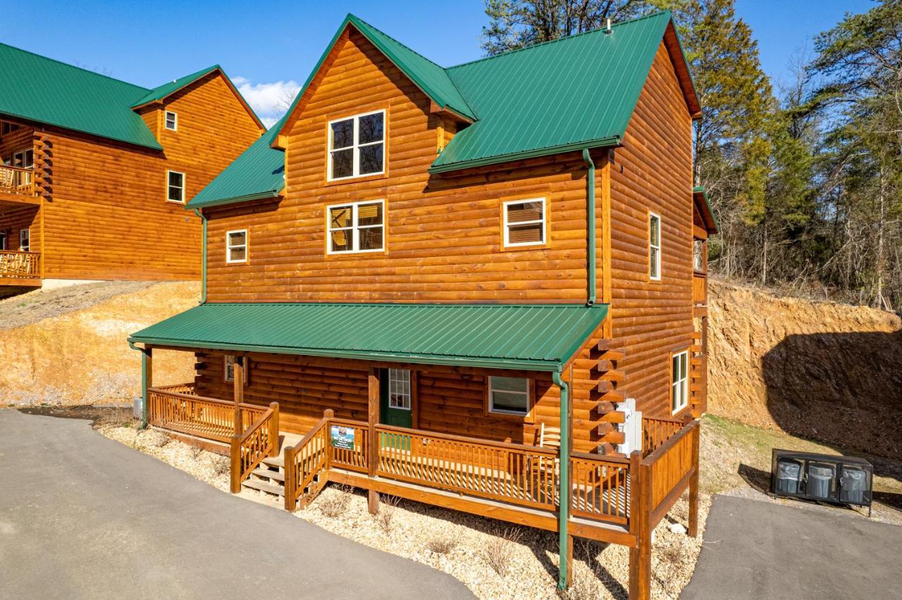 5Bd5B Escape Cabin With 2 Hottubs, Thtr &Game Rm,1Mi To The Parkway! 4Mi To Dollywood - Spring Deal ピジョンフォージ エクステリア 写真
