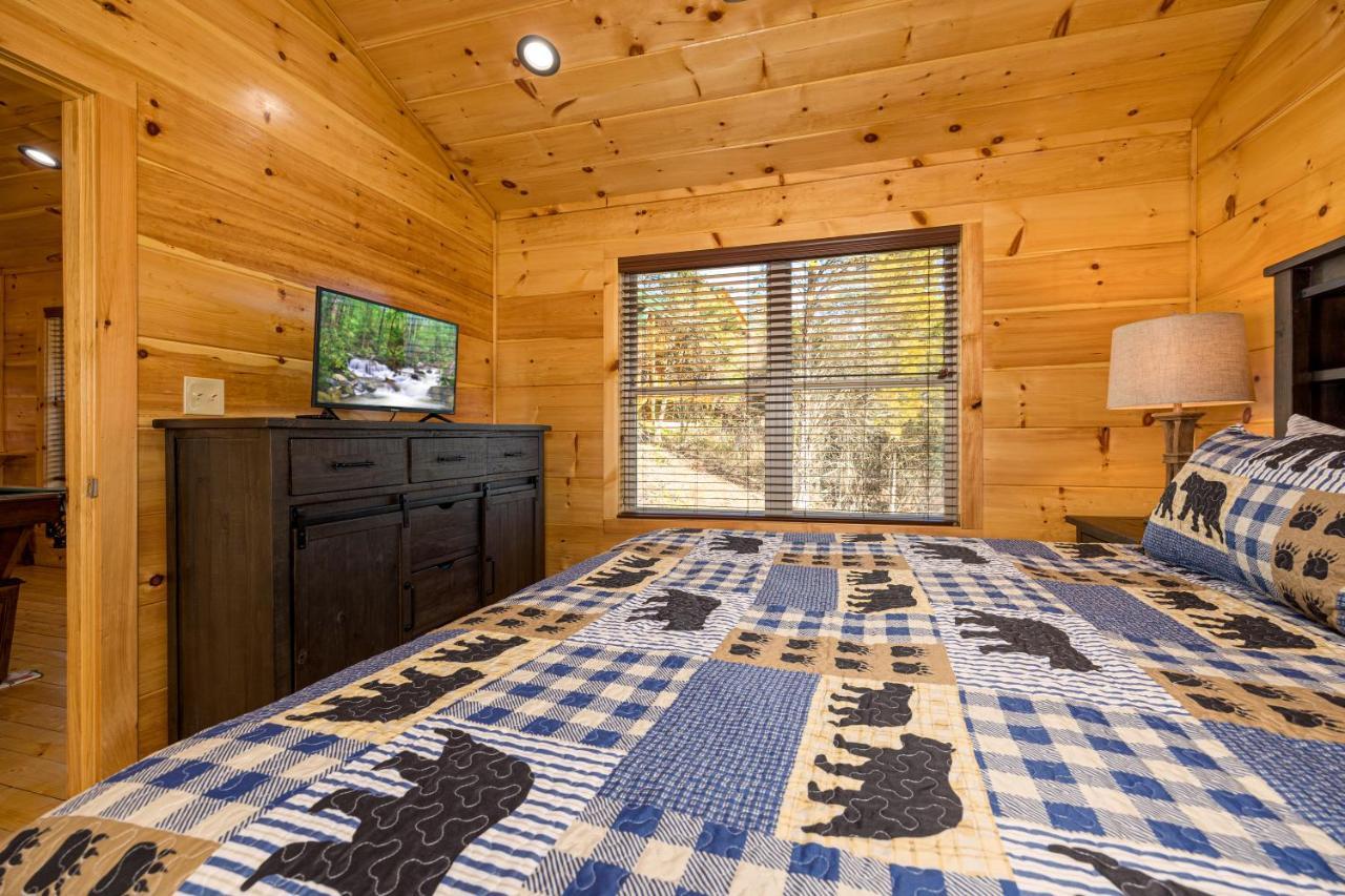 5Bd5B Escape Cabin With 2 Hottubs, Thtr &Game Rm,1Mi To The Parkway! 4Mi To Dollywood - Spring Deal ピジョンフォージ エクステリア 写真